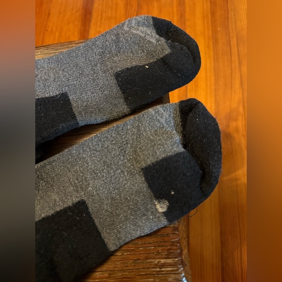 Very nice warm tall gray socks - Picture 2 of 5